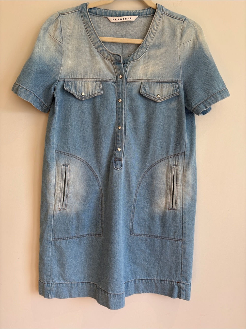 Flagship Light Wash Denim Shift Mini Dress – Size Large